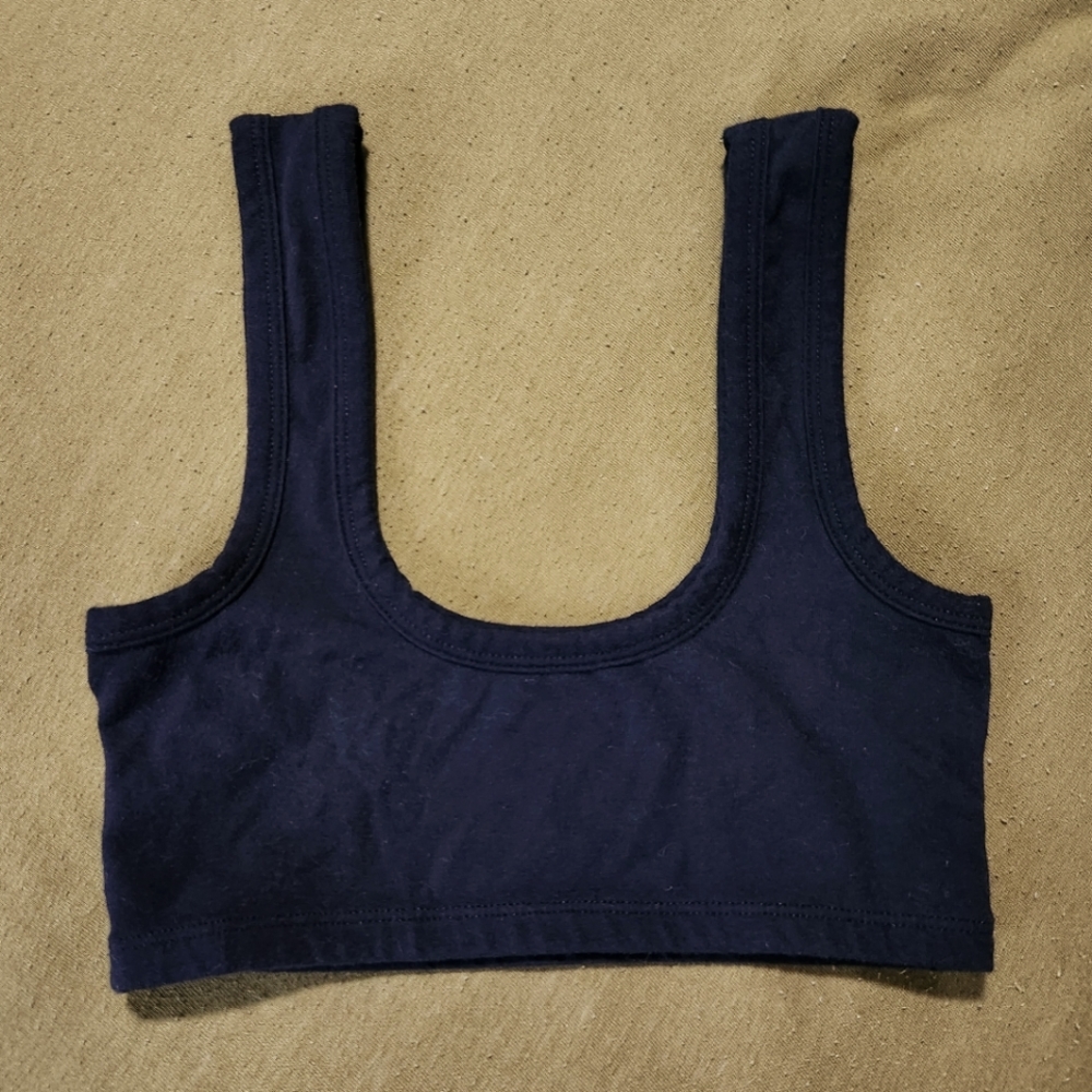 ARQ S Wide Strap Bra in Black